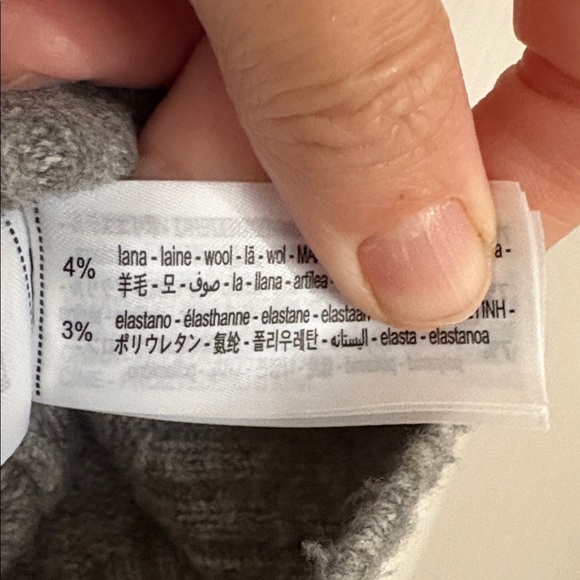 Zara Soft Knit wool blend gray button up Sweater Vest Womens Size Medium - Picture 5 of 9